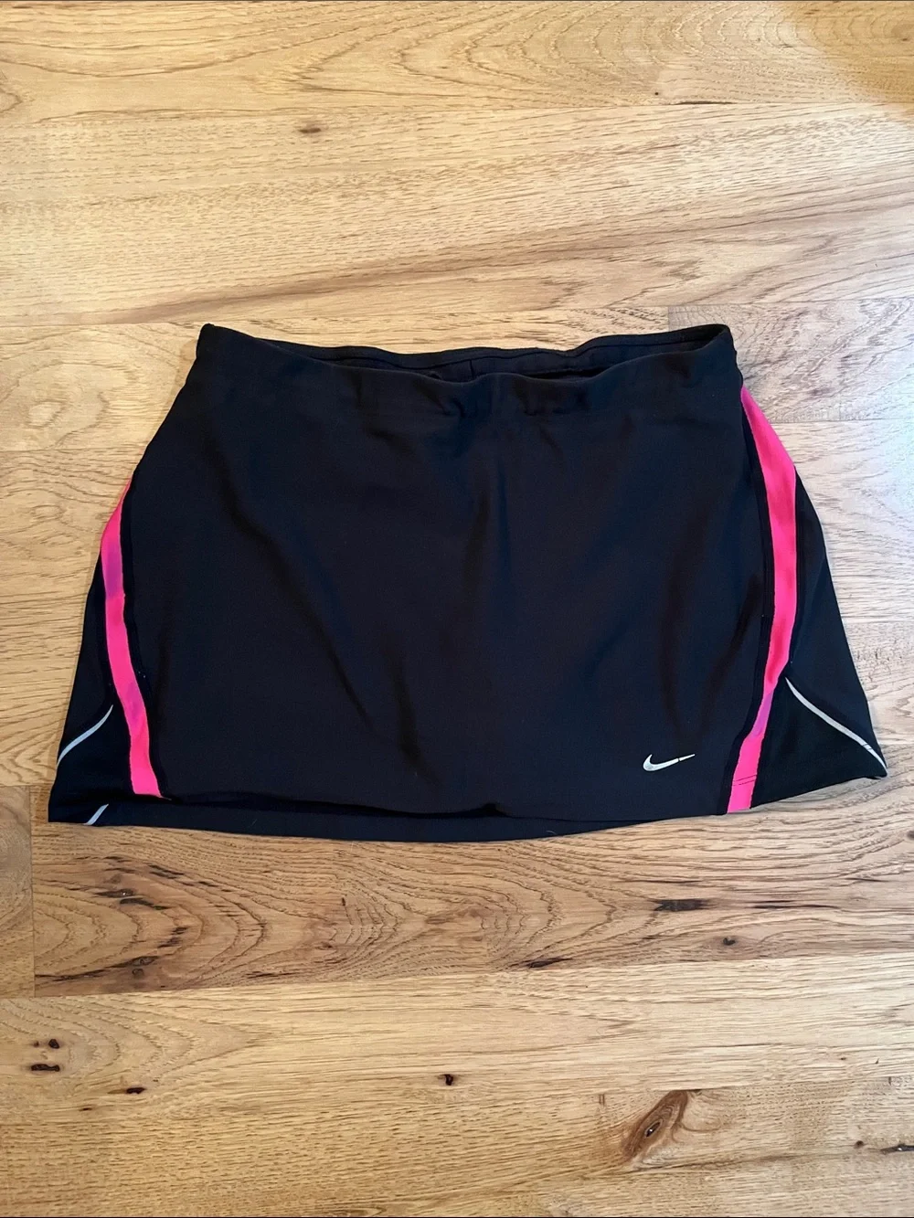 Nike Fit Dry Black Skort with Pink Side Panels